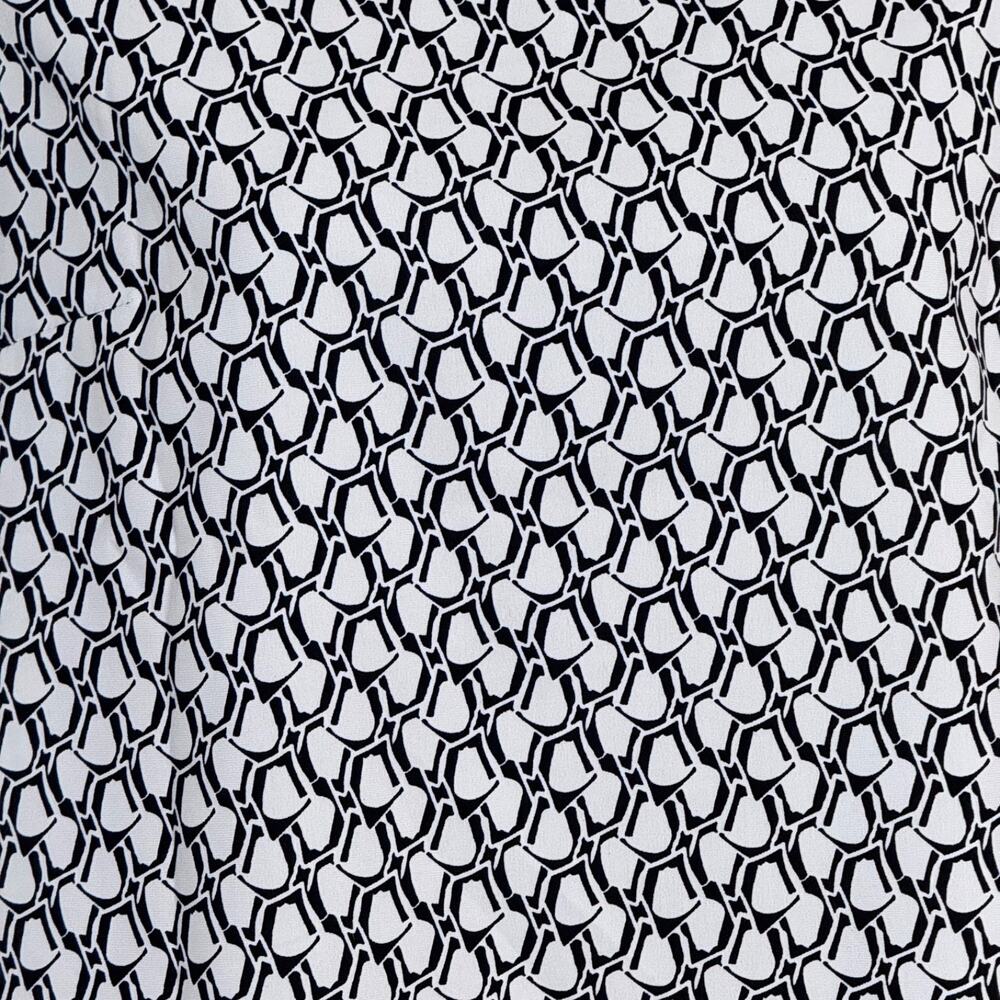 Emery Rose Flutter Sleeve Blouse Tie Back Geometric Print Academia Career Work - Picture 7 of 11